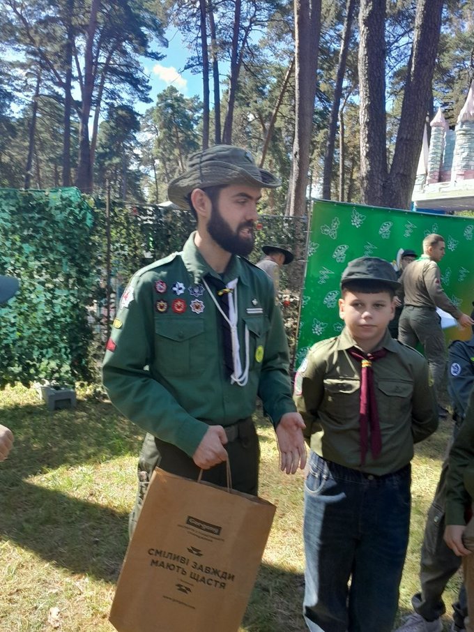 У Житомирі відкрили новий пластовий рік: зібралися близько 200 пластунів та їхніх рідних У Житомирі відкрили новий пластовий рік: зібралися близько 200 пластунів та їхніх рідних