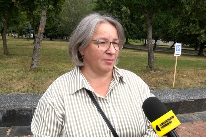 "Дерево роду", благодійний ярмарок, виступи колективів: на Житомирщині проводять фестиваль "ЕтноВир на Виспі" "Дерево роду", благодійний ярмарок, виступи колективів: на Житомирщині проводять фестиваль "ЕтноВир на Виспі"