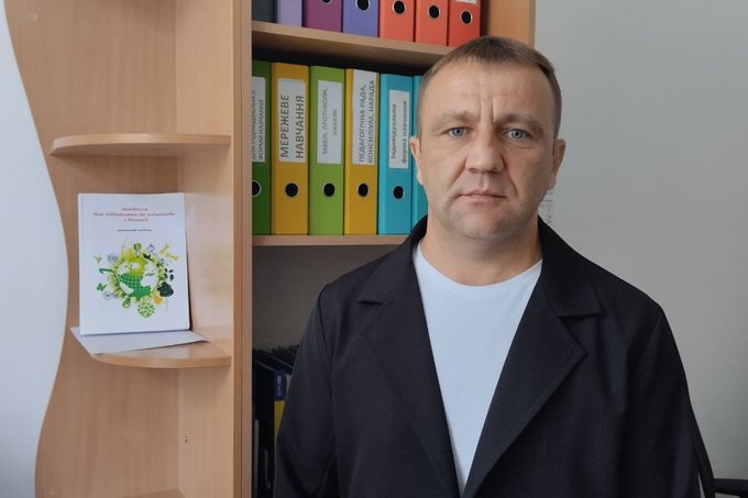 "Підприємництво і фінансова грамотність": як проводять уроки нового обов'язкового предмету у школі Житомира "Підприємництво і фінансова грамотність": як проводять уроки нового обов'язкового предмету у школі Житомира
