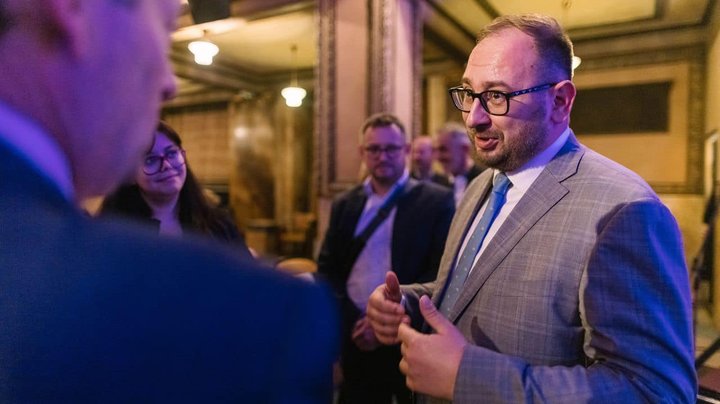 Від воєнних злочинів до злочинів проти людяності: як Україна притягатиме до відповідальності окупаційних суддів
