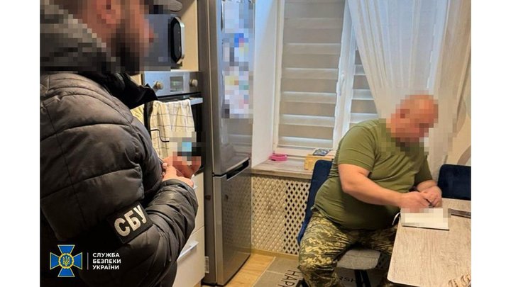 На Чернігівщині засудили командира роти у справі про розкрадання понад 50 тисяч літрів пального ЗСУ на майже 1,9 млн грн На Чернігівщині засудили командира роти у справі про розкрадання понад 50 тисяч літрів пального ЗСУ на майже 1,9 млн грн