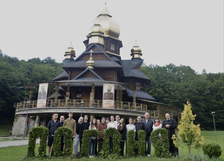 Погінський монастир, науковці, археологія, розвідка, Франківщина Погінський монастир, науковці, археологія, розвідка, Франківщина