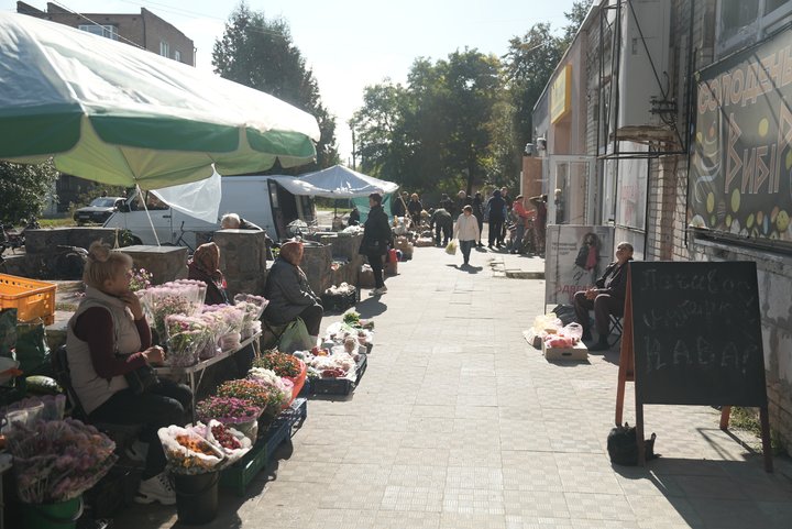 Місто велосипедістів без мобільного зв'язку. Як люди живуть у Білопіллі на Сумщині Місто велосипедістів без мобільного зв'язку. Як люди живуть у Білопіллі на Сумщині