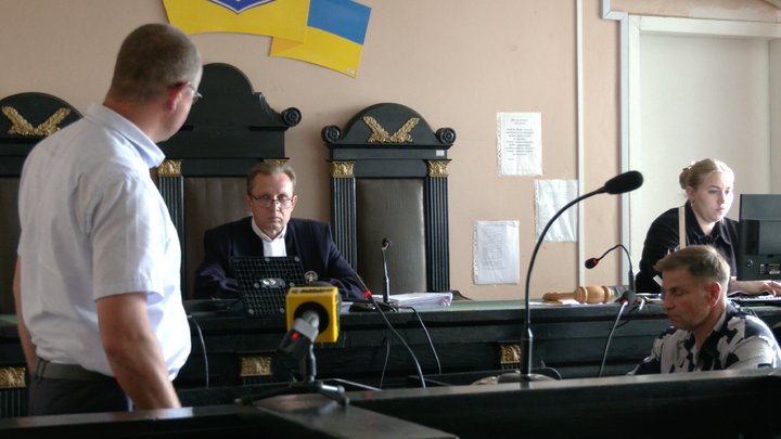 Перебуває на виконанні бойового завдання: суд зупинив провадження у справі сина міської голови Прилук Ярослава Попенка Перебуває на виконанні бойового завдання: суд зупинив провадження у справі сина міської голови Прилук Ярослава Попенка