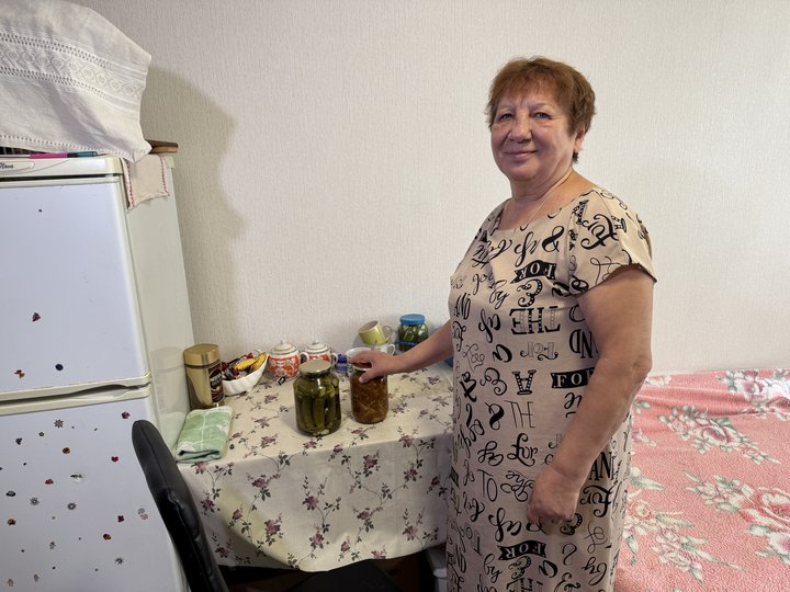 «Росія позбавила мене всього»: як переселенці з Сіверськодонецька облаштувалися в шелтері на Дніпропетровщині «Росія позбавила мене всього»: як переселенці з Сіверськодонецька облаштувалися в шелтері на Дніпропетровщині
