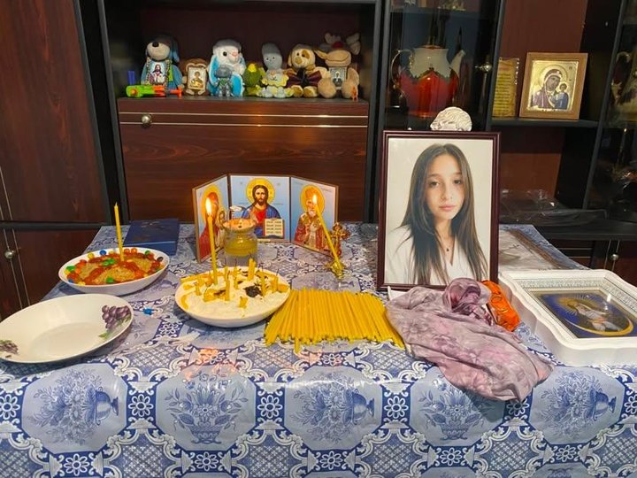 «Її жорстоко вбили»: сестра 15-річної Аріни Урсу з Одещини про останні дні дівчини, переслідування та зникнення «Її жорстоко вбили»: сестра 15-річної Аріни Урсу з Одещини про останні дні дівчини, переслідування та зникнення
