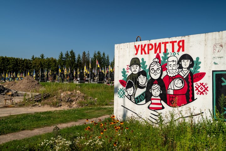 «Страшно неймовірно було». Дружина загиблого Миколи Олефіра — про життя без чоловіка та поїздки на цвинтар під дронами