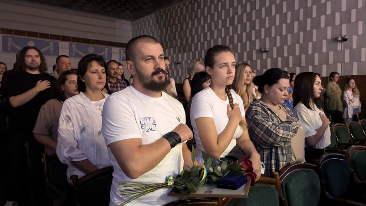 На Вінниччині родині безвісти зниклого захисника та ветерану вручили державні нагороди