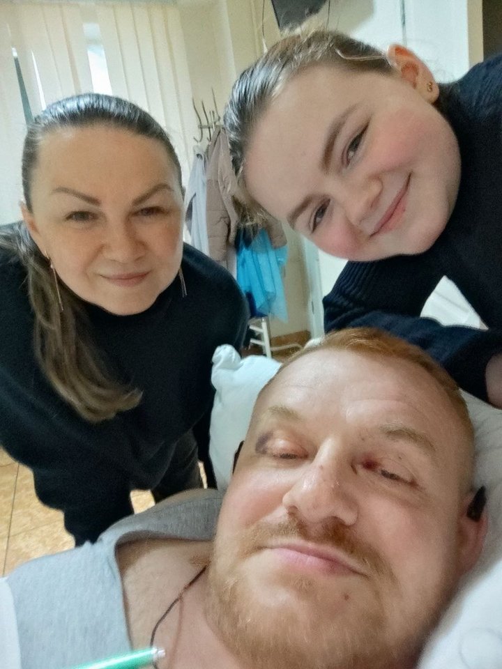 «Я щасливий на сто відсотків»: як ветеран Андрій Олійник повертається до життя після втрати обох рук на війні