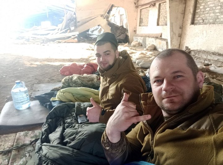 «Не хочу передати війну дітям»: волинський прикордонник після поранення та 12 операцій повернувся на службу «Не хочу передати війну дітям»: волинський прикордонник після поранення та 12 операцій повернувся на службу