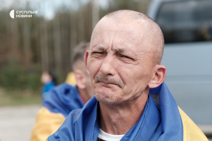 73-й обмін між Україною та РФ: з російського полону повернулись 193 українські оборонці