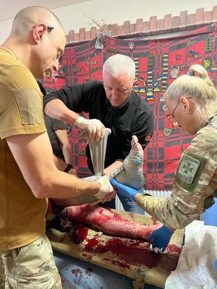 Михайло Глагович, лікар, бойовий медик, стабілізаційний пункт Михайло Глагович, лікар, бойовий медик, стабілізаційний пункт