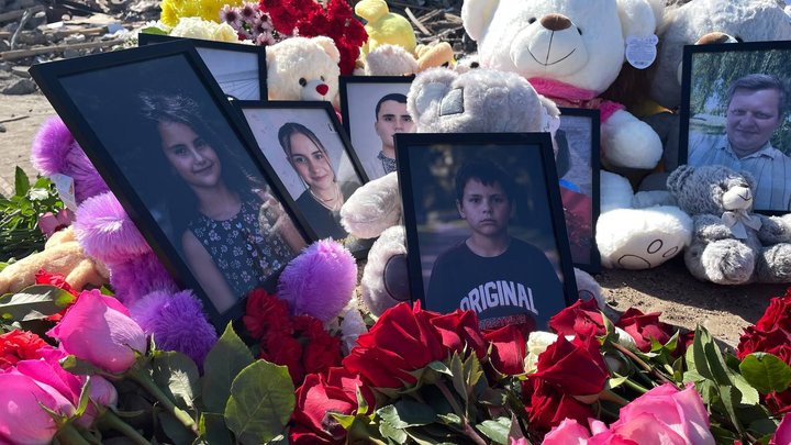 «Я втратив усіх». Найстарший син Воронових розповів про загиблу родину та як переживає утрату первістка «Я втратив усіх». Найстарший син Воронових розповів про загиблу родину та як переживає утрату первістка