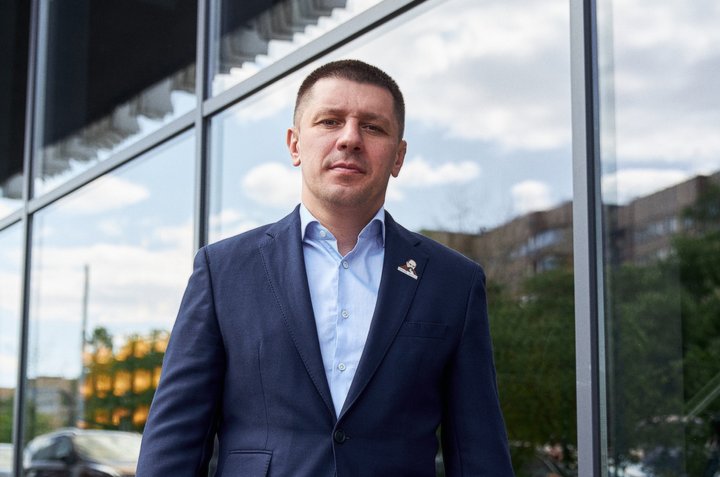 Едуард Прощук, Слуга народу, депутат, нардеп, народний депутат, народний обранець, ВРУ, Верховна рада, Франківськ