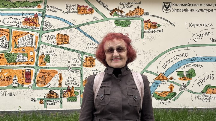 Мандрівниця, пенсіонерка Дарія Нечунаєва, Коломия Мандрівниця, пенсіонерка Дарія Нечунаєва, Коломия