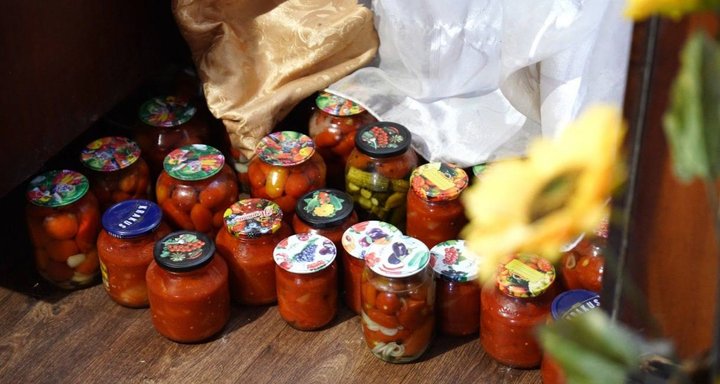 "Сумно, що таке село було. А тепер...": історія Галини Холодної з Дніпропетровщини, яка живе у майже спорожнілому селі "Сумно, що таке село було. А тепер...": історія Галини Холодної з Дніпропетровщини, яка живе у майже спорожнілому селі