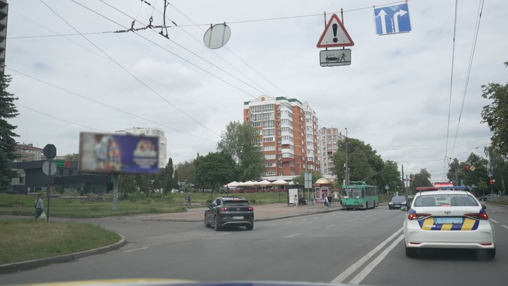 Швидка та поліція у Чернігові перевірили, як водії реагують на спецтранспорт