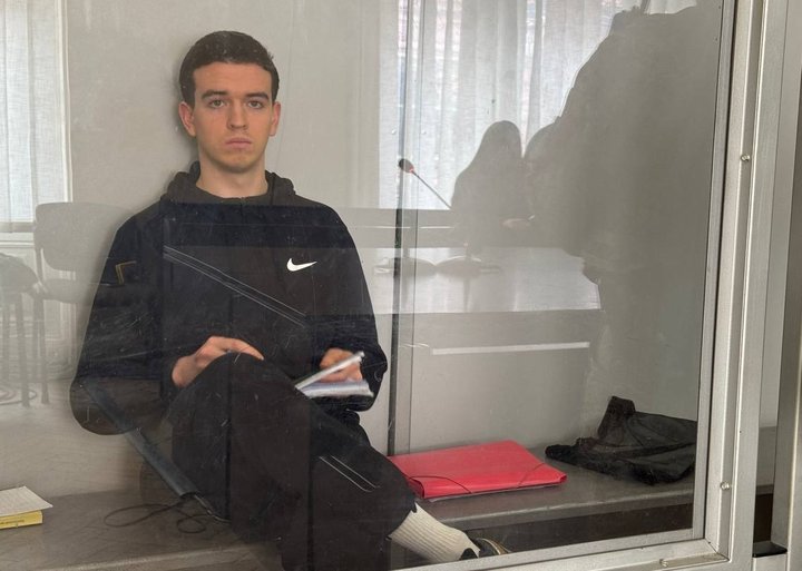 Батько обвинуваченого у вбивстві Фаріон, який воює на фронті, озвучив свою версію Батько обвинуваченого у вбивстві Фаріон, який воює на фронті, озвучив свою версію