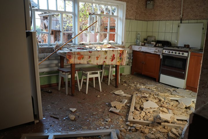«Влупило. Далі туман». Очевидці про наслідки влучання КАБу у Сумах
