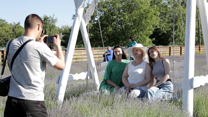 На Вінниччині організували безкоштовну фотосесію для родин військовослужбовців, безвісти зниклих та загиблих захисників
