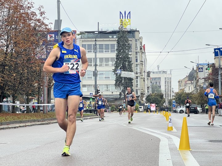 Чемпіонаті України зі спортивної ходьби Чемпіонаті України зі спортивної ходьби