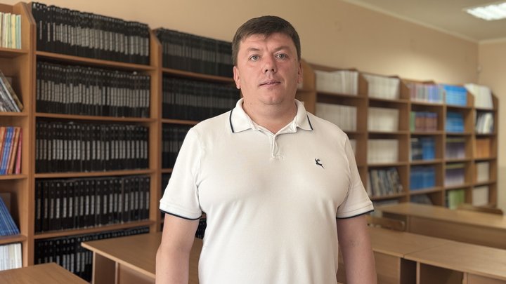Валентин Миндюк, відповідальний секретар приймальної комісії, Івано-Франківський національний технічний університет нафти і газу Валентин Миндюк, відповідальний секретар приймальної комісії, Івано-Франківський національний технічний університет нафти і газу