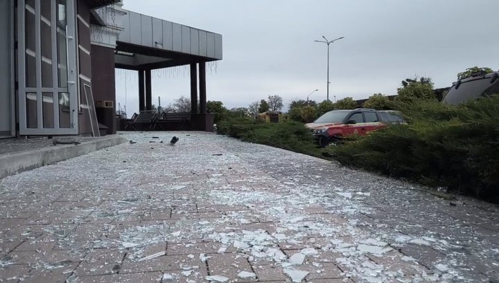 Влучання в багатоповерхівку в Умані Влучання в багатоповерхівку в Умані