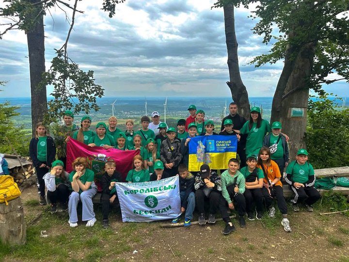 Діти зі Сумщини можуть безоплатно відпочити у таборі за проєктом «Карпатська зміна»: що потрібно для участі Діти зі Сумщини можуть безоплатно відпочити у таборі за проєктом «Карпатська зміна»: що потрібно для участі