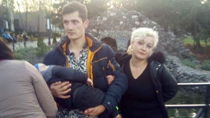 «Темні кола під очима — видно, що знущалися»: мати про звільненого з полону цивільного Олега Тригуба з Чернігівщини «Темні кола під очима — видно, що знущалися»: мати про звільненого з полону цивільного Олега Тригуба з Чернігівщини