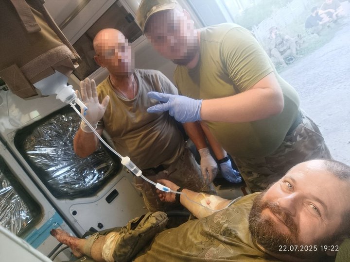 «Не хочу передати війну дітям»: волинський прикордонник після поранення та 12 операцій повернувся на службу «Не хочу передати війну дітям»: волинський прикордонник після поранення та 12 операцій повернувся на службу