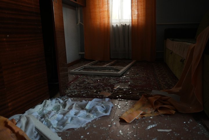 «Влупило. Далі туман». Очевидці про наслідки влучання КАБу у Сумах