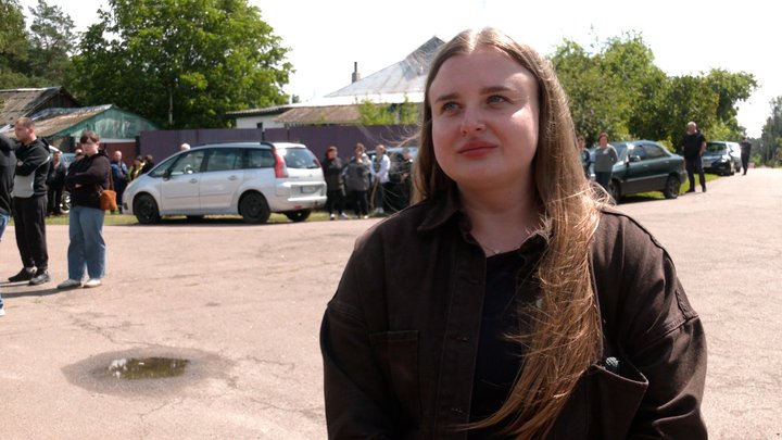Попрощалися з двома Вікторіями, які загинули внаслідок атаки російським дроном по магазину АТБ у Чернігові