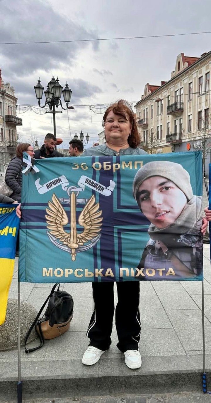 «Упала на коліна й дякувала Богу»: історія Наталії Сегедій, сина якої звільнили з полону після 4,5 року