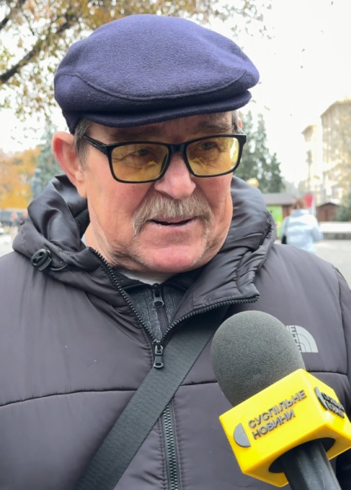 «І кіт замерзає, і чоловік»: як зігріваються лучани, поки в квартирах немає опалення. Відео «І кіт замерзає, і чоловік»: як зігріваються лучани, поки в квартирах немає опалення. Відео