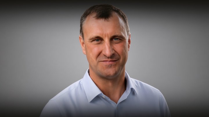 У Чернігові попрощалися із оборонцем Чернігівщини Юрієм Гусаком, який пробув у російському полоні понад 3 роки У Чернігові попрощалися із оборонцем Чернігівщини Юрієм Гусаком, який пробув у російському полоні понад 3 роки