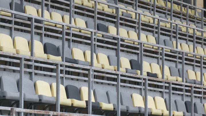 «Водна арена Тернопіль», руйнується і заростає бур'янами, Тернопіль, спорткомплекс, 21 серпня 2026 року