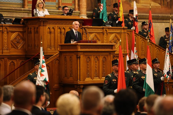 https://cdn4.suspilne.media/images/resize/720x0.1/d0dbb527ebf092ac.jpg