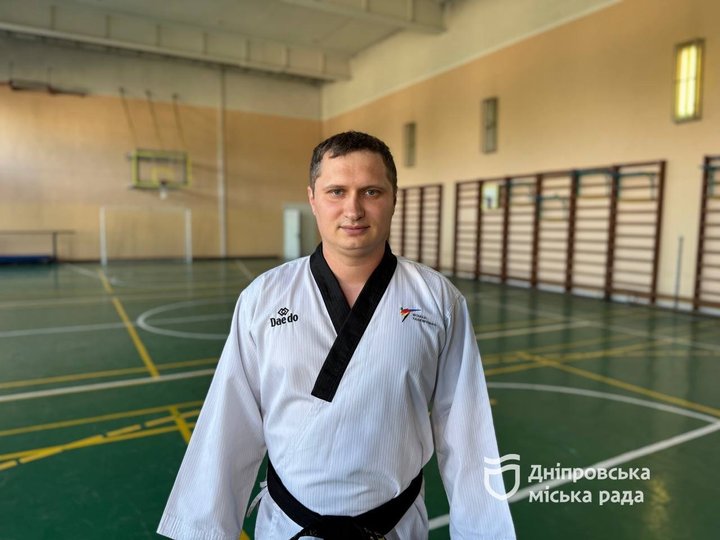 Після поранення та ампутації повернувся до дітей: ветеран із Дніпра знову працює тренером з тхеквондо