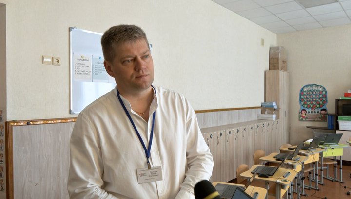 "Здам — відсвяткую, не здам — поплачу": старт НМТ на Волині. Як відбувається тестування в Луцьку "Здам — відсвяткую, не здам — поплачу": старт НМТ на Волині. Як відбувається тестування в Луцьку