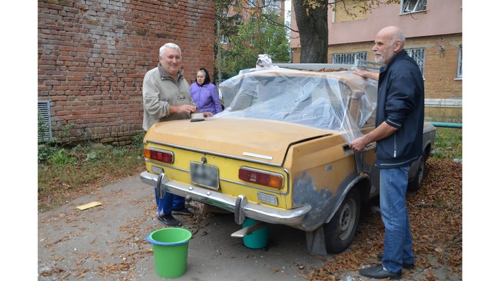 Шар бетонного пилу, жалоба за загиблими та оголений побут: репортаж із Прилук на Чернігівщині