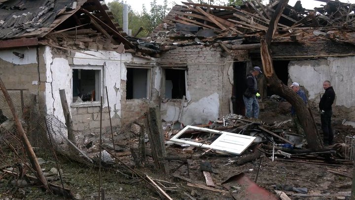 «У руці залишилось пів чашки — такий вибух»: що кажуть очевидці про атаку РФ на Новгород-Сіверський, де поранено 4 людей
