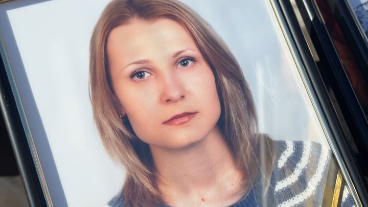 У Прилуках попрощалися з жертвами атаки РФ: Наталією Ігнатушко, Вікторією Бондаренко, Катериною Антипенко та її сином У Прилуках попрощалися з жертвами атаки РФ: Наталією Ігнатушко, Вікторією Бондаренко, Катериною Антипенко та її сином