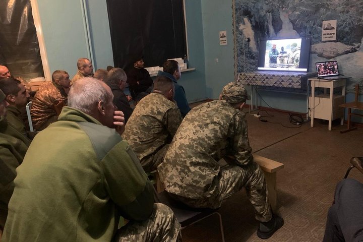 «Військовий не завжди розуміє, що переживає стрес»: військовослужбовиця 128 бригади про психологічну підтримку бійців «Військовий не завжди розуміє, що переживає стрес»: військовослужбовиця 128 бригади про психологічну підтримку бійців
