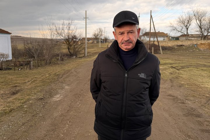 "Немає допомоги ніякої, все своїми руками": на Миколаївщині селяни власноруч ремонтують водогін "Немає допомоги ніякої, все своїми руками": на Миколаївщині селяни власноруч ремонтують водогін