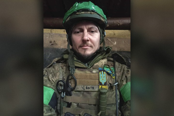 «Хочеться ще пожити й відбудувати країну»: Герой України розповів про понад 40 діб в оточенні на Сумщині