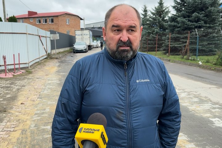 «Дякую Богу, що цілий»: водії знищених під час атаки РФ вантажівок у Луцьку рахують збитки «Дякую Богу, що цілий»: водії знищених під час атаки РФ вантажівок у Луцьку рахують збитки