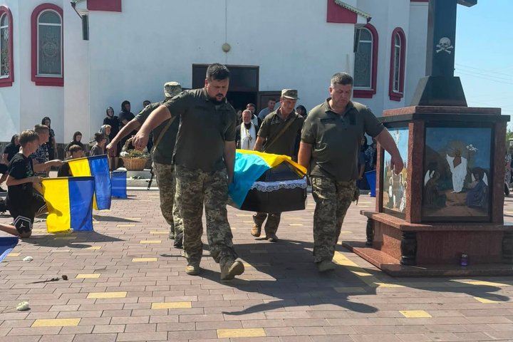 Марʼян Тягур, загиблий, Страбичово, Мукачівський район, похорон
