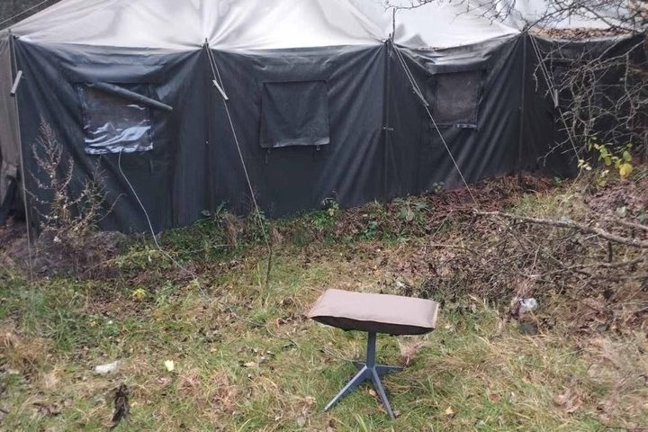 «Взяла з дому бабусину швейну машинку»: переселенка у Луцьку п'ятий рік шиє для військових «Взяла з дому бабусину швейну машинку»: переселенка у Луцьку п'ятий рік шиє для військових