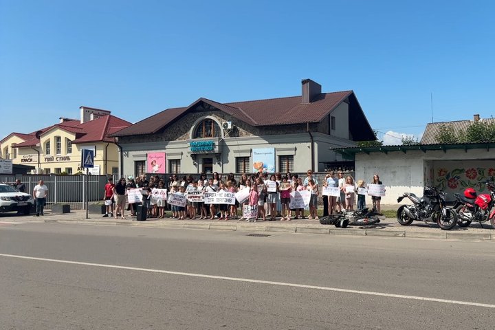 У селищі на Волині — акція проти У селищі на Волині — акція проти