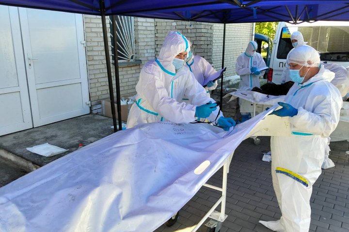 "Повертаємо людям обличчя": як волинські слідчі та криміналісти ідентифікують загиблих воїнів